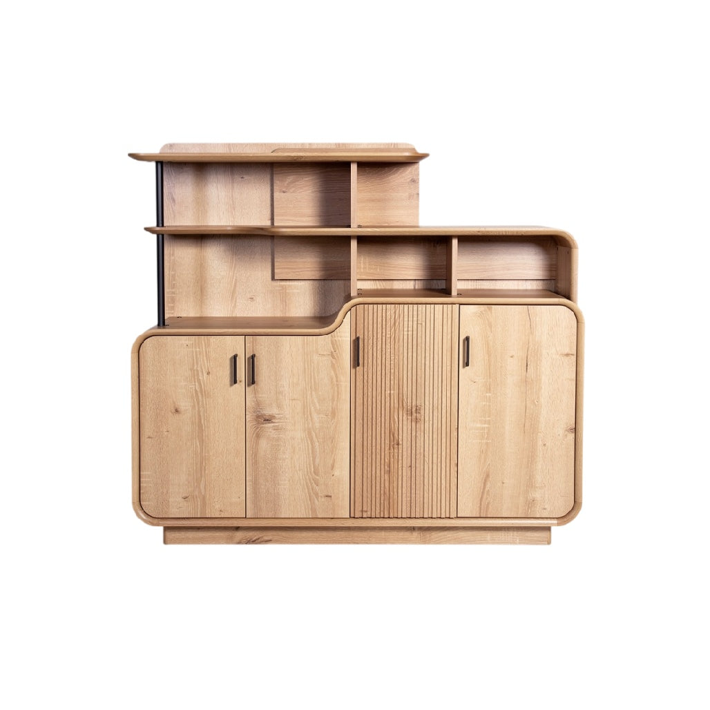 **Meuble de rangement en bois avec étagères intégrées**